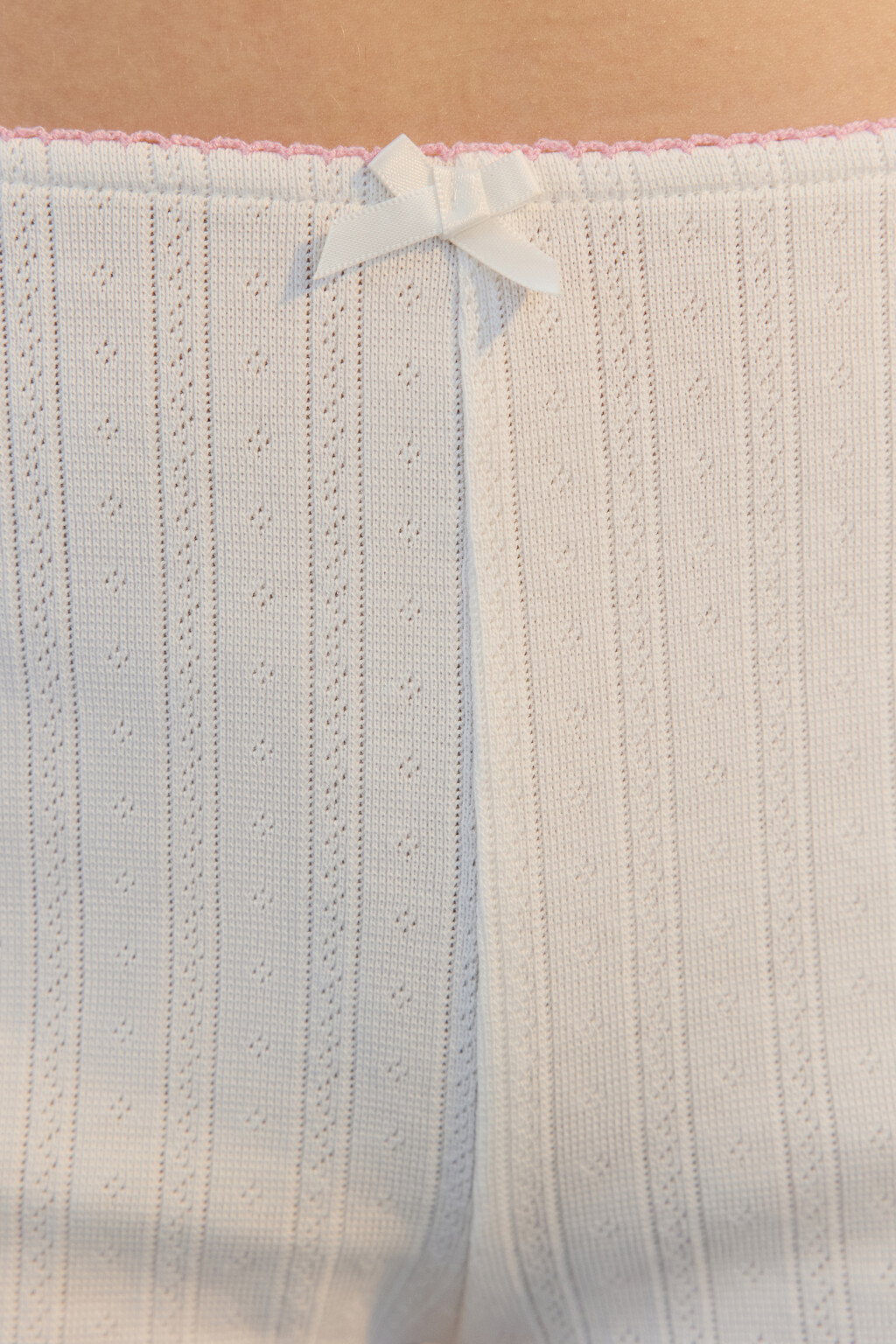 Шорты в рубчик с бантиком - цвет белый - 8
