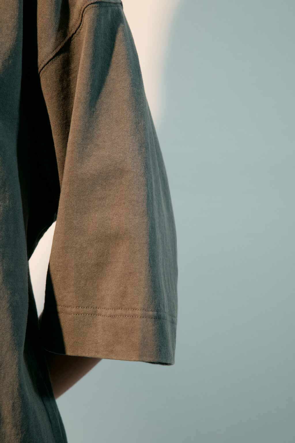 Платье-футболка oversize с вареным эффектом - цвет серый - 5