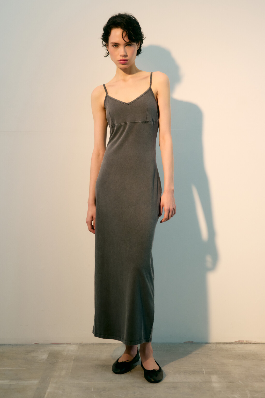 Платье-майка макси с вареным эффектом - цвет серый - 4