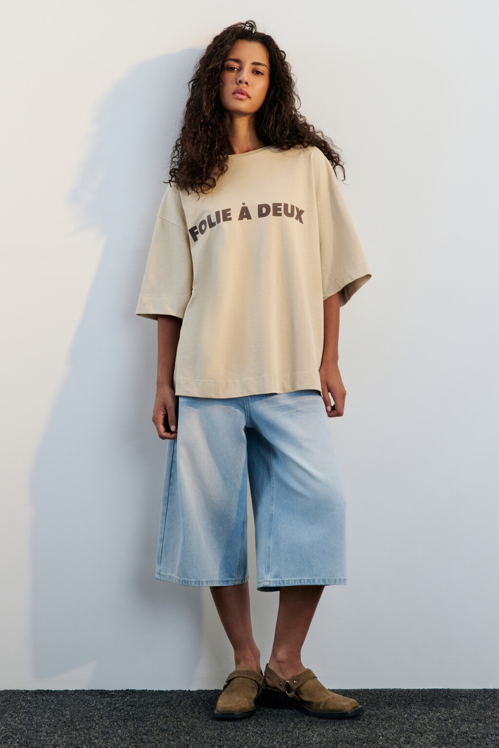 Футболка oversize хлопковая с надписью - цвет бежевый - 4