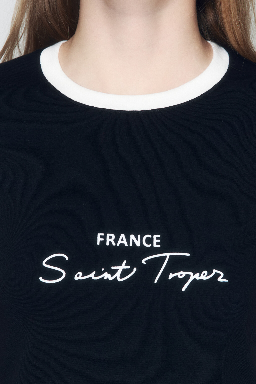 Футболка полуприлегающая с надписью - цвет черный - 5