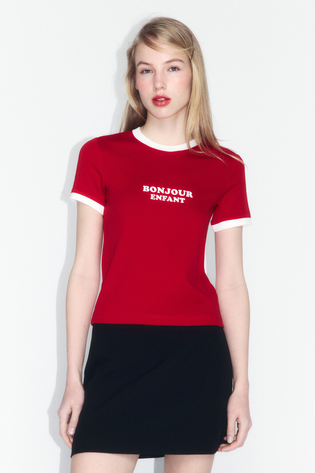 Футболка полуприлегающая с надписью - цвет красный - 2