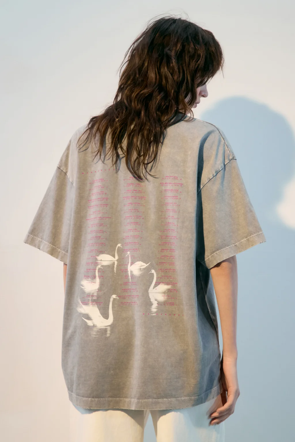 Футболка oversize с вареным эффектом и принтом bf2521120013