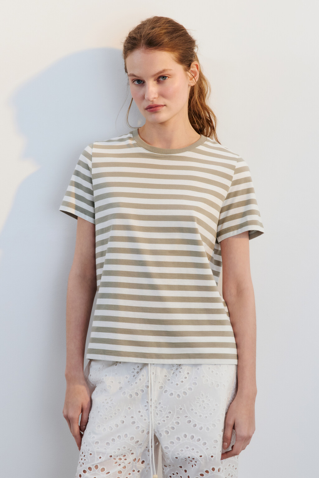 Футболка прямая в полоску - цвет зеленый - 2