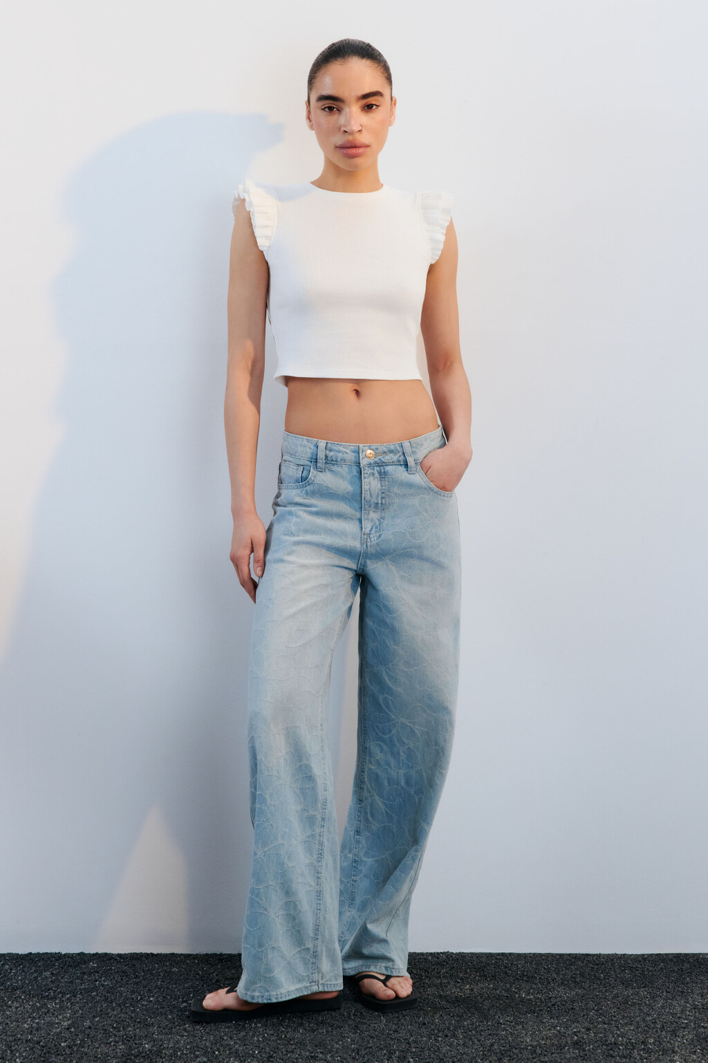 Топ в рубчик с рукавами-крылышками - цвет белый - 4