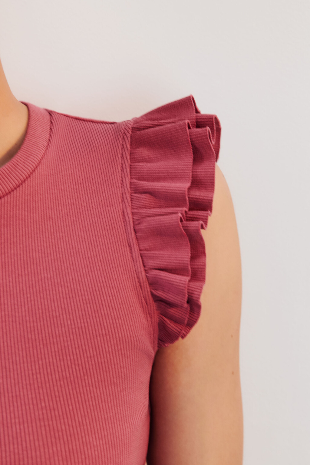 Топ в рубчик с рукавами-крылышками - цвет розовый - 5