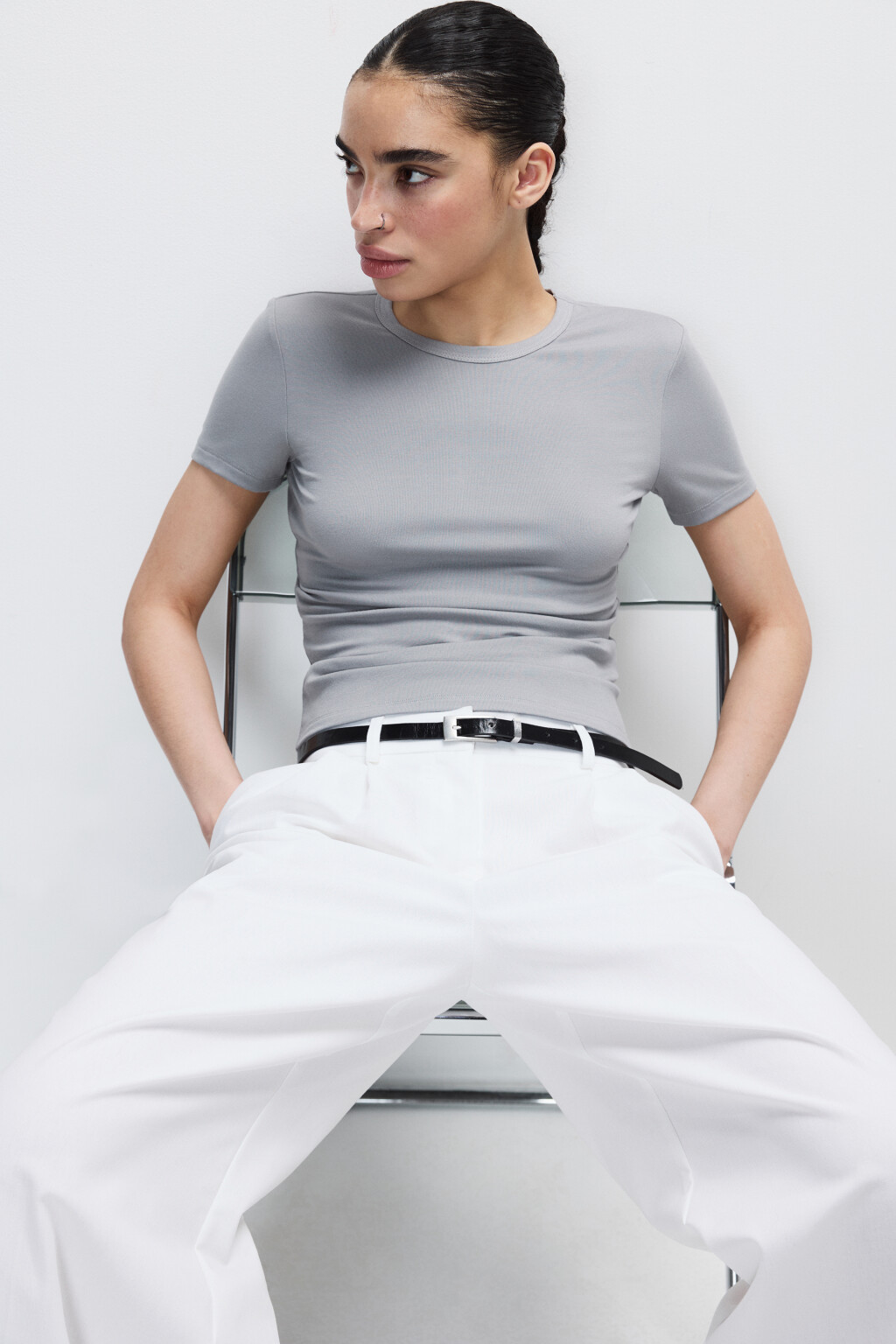 Футболка приталенная из вискозы - цвет серый - 1