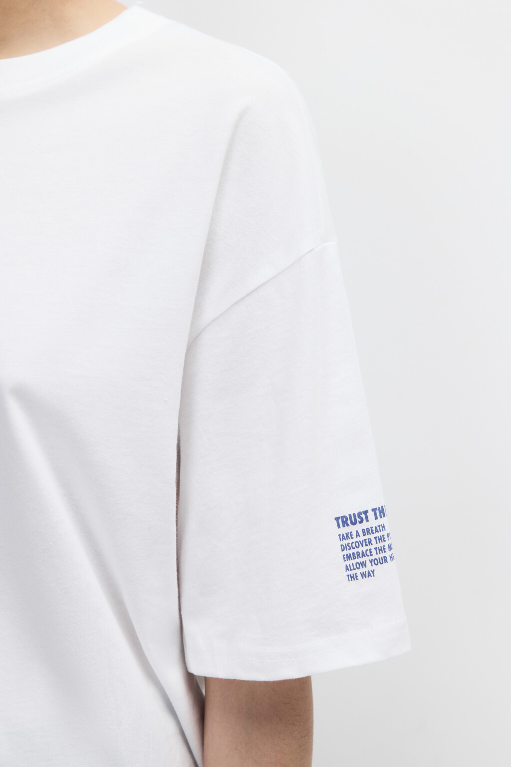 Футболка хлопковая с принтом - цвет синий - 6