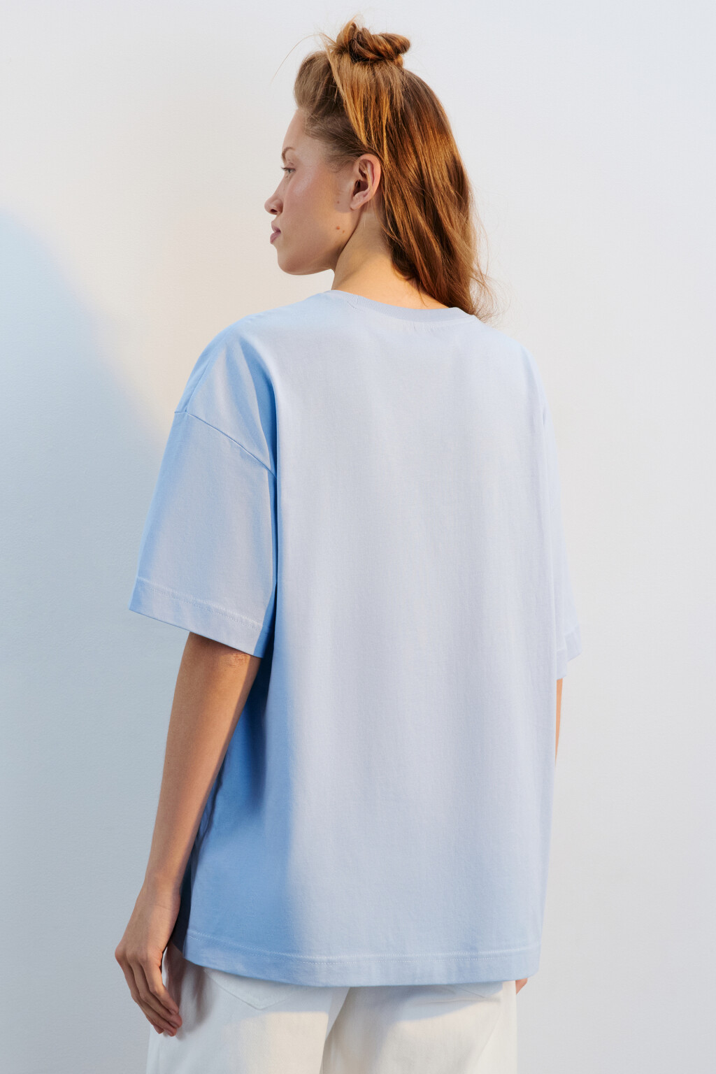 Футболка oversize с принтом - цвет голубой - 3