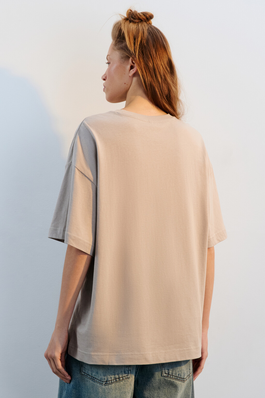 Футболка oversize с принтом - цвет бежевый - 3