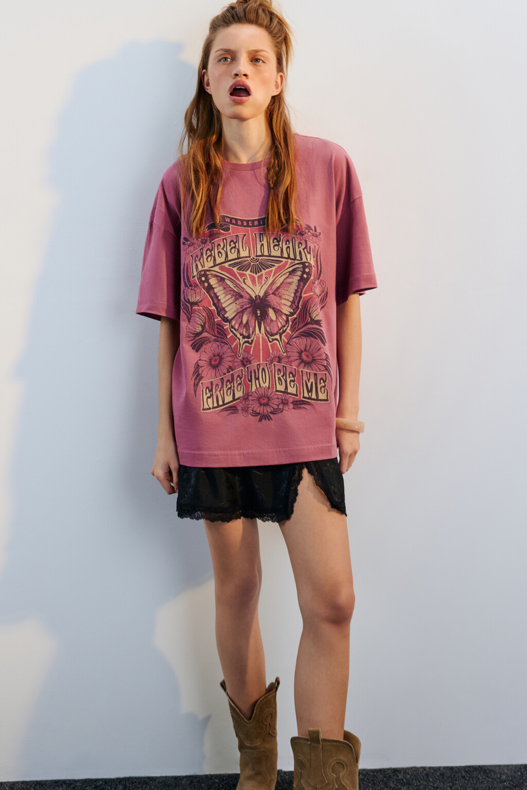 Футболка oversize с принтом - цвет розовый - 2