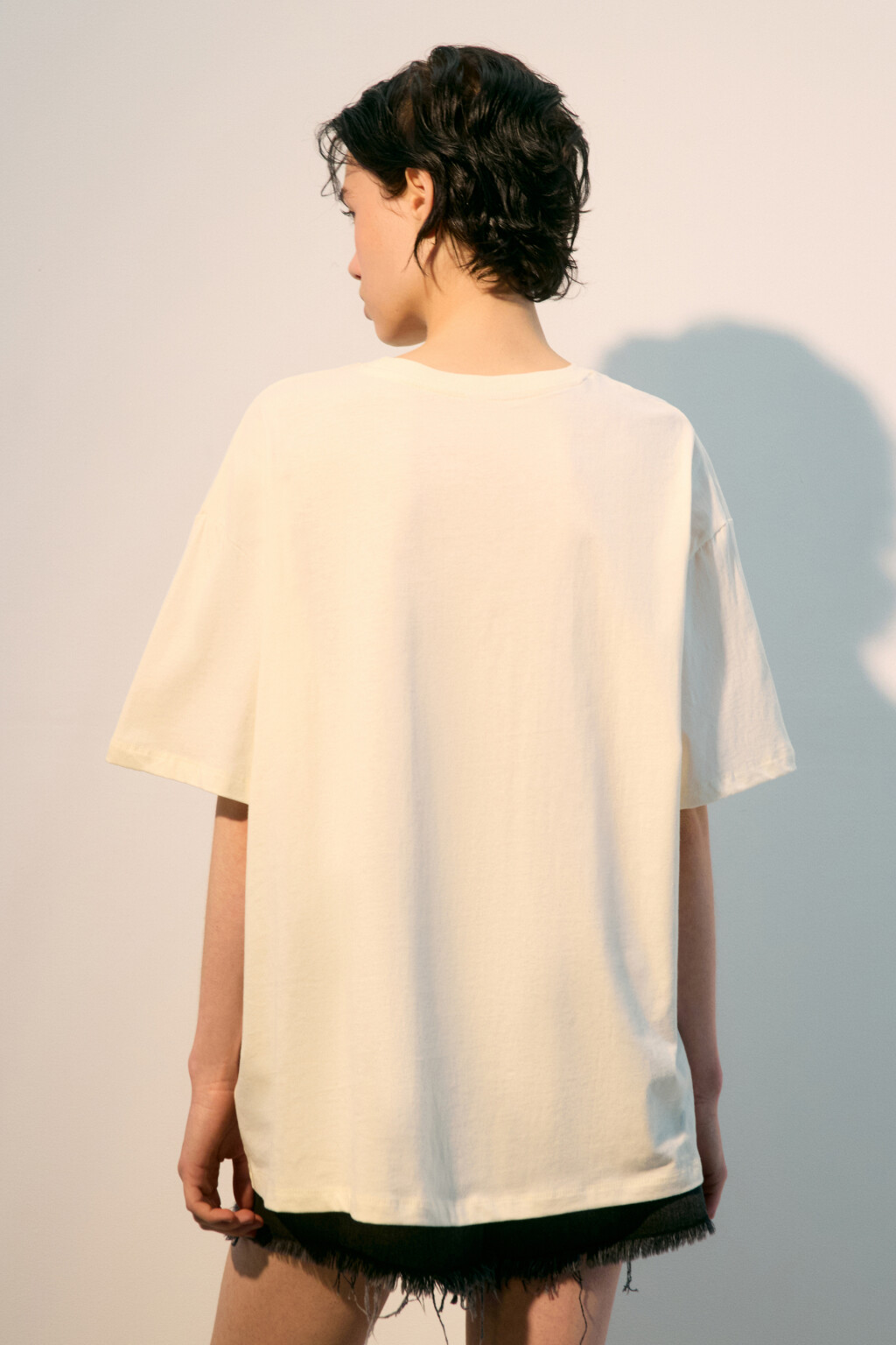 Футболка oversize с принтом - цвет бежевый - 3