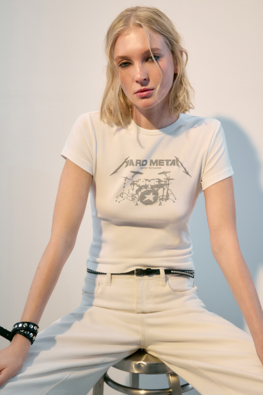 Футболка облегающая с принтом - цвет белый - 1