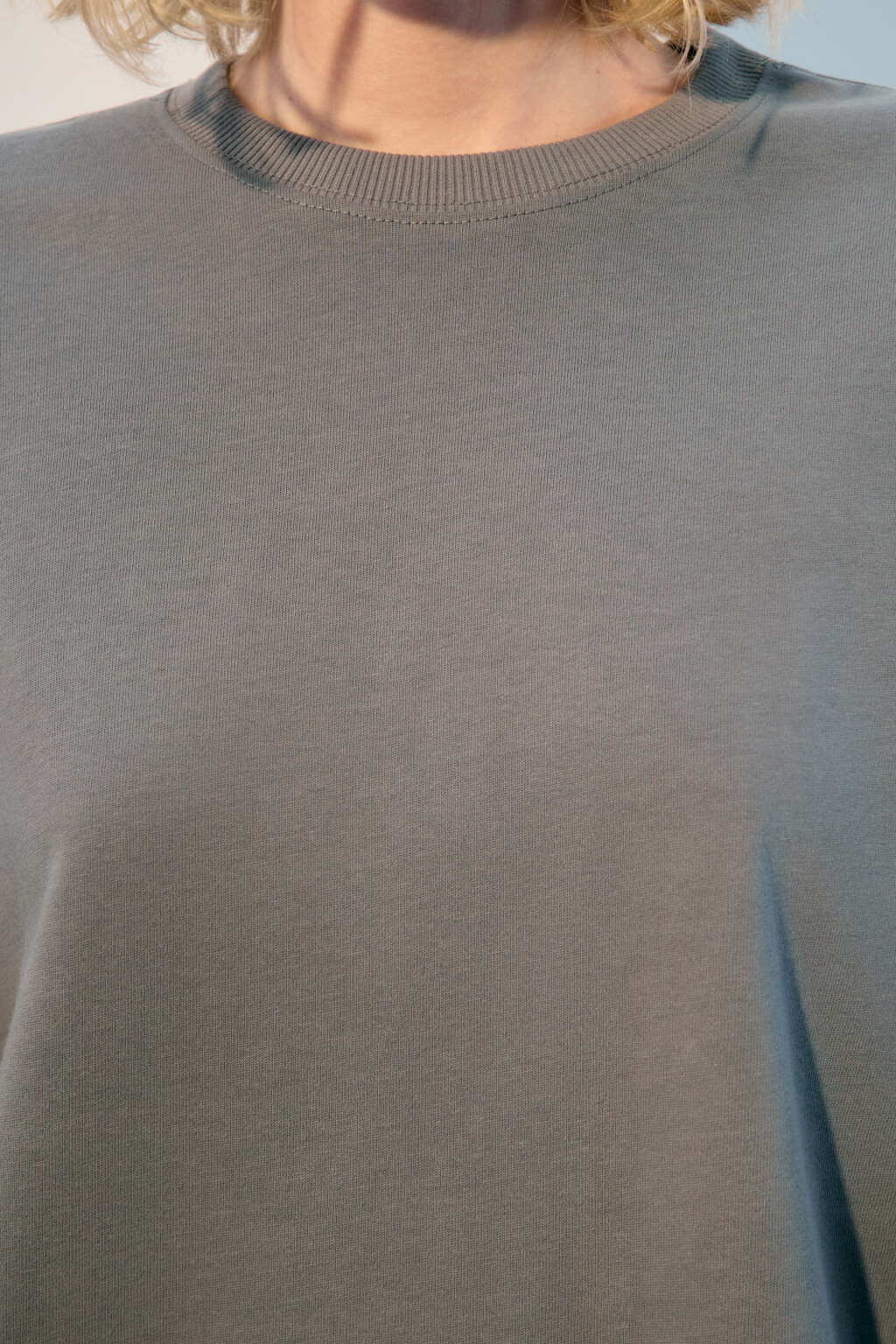 Футболка oversize из плотного хлопка - цвет серый - 5