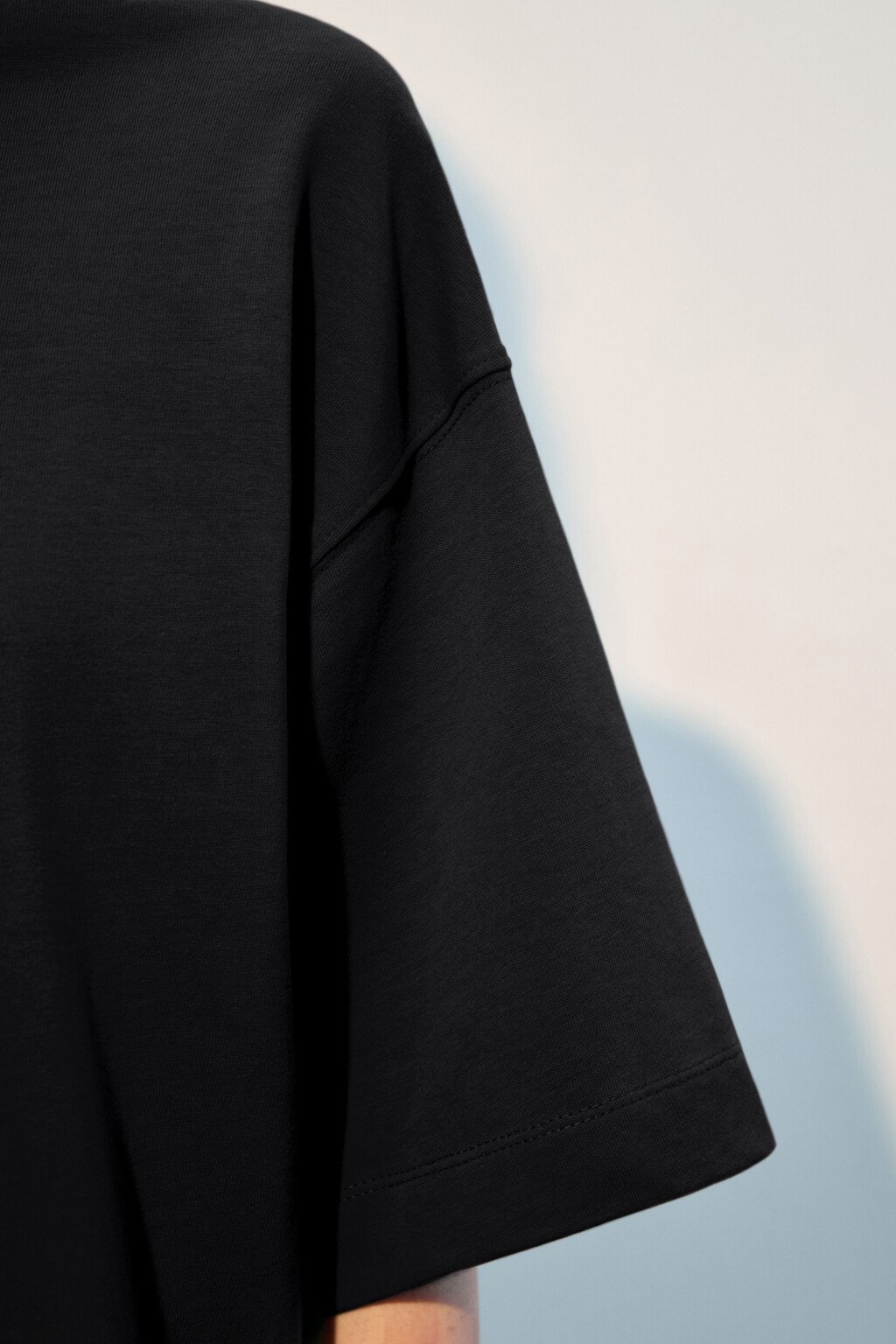 Футболка oversize из плотного хлопка - цвет черный - 6