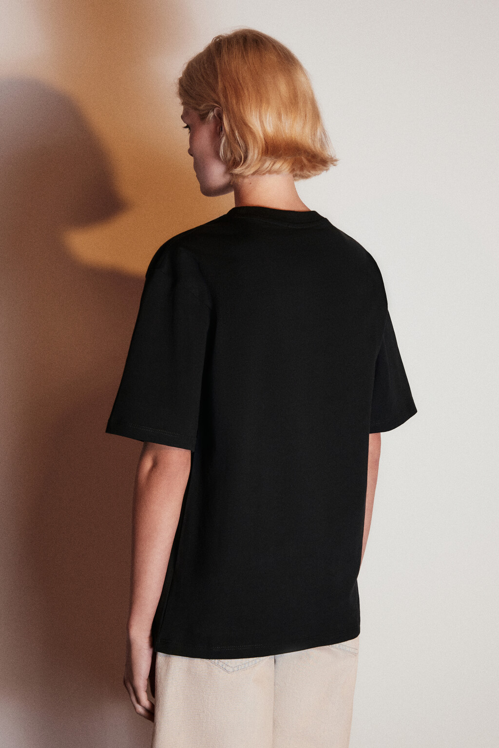 Футболка из плотного хлопкового трикотажа - цвет черный - 3