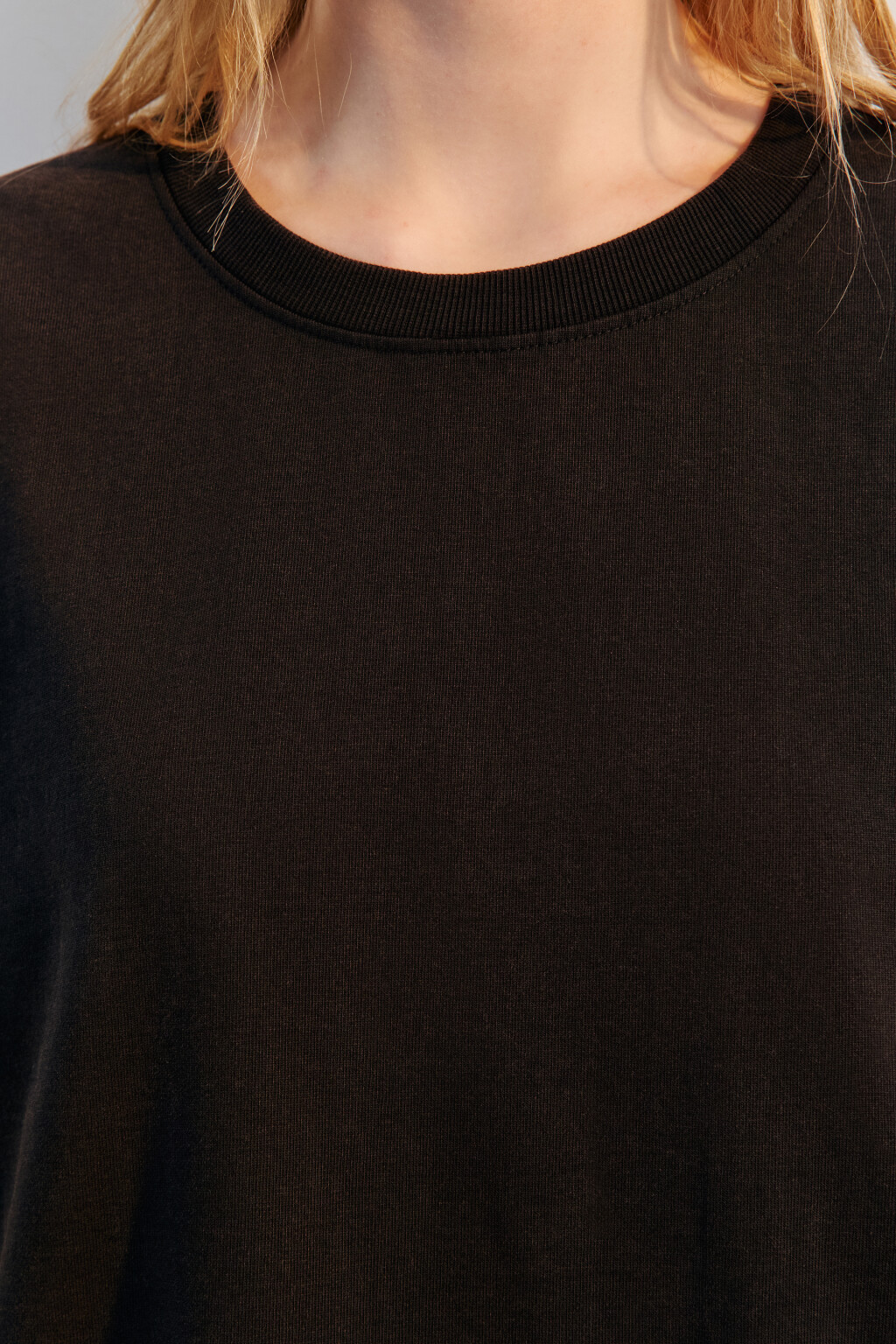 Футболка трикотажная с вареным эффектом - цвет серый - 5