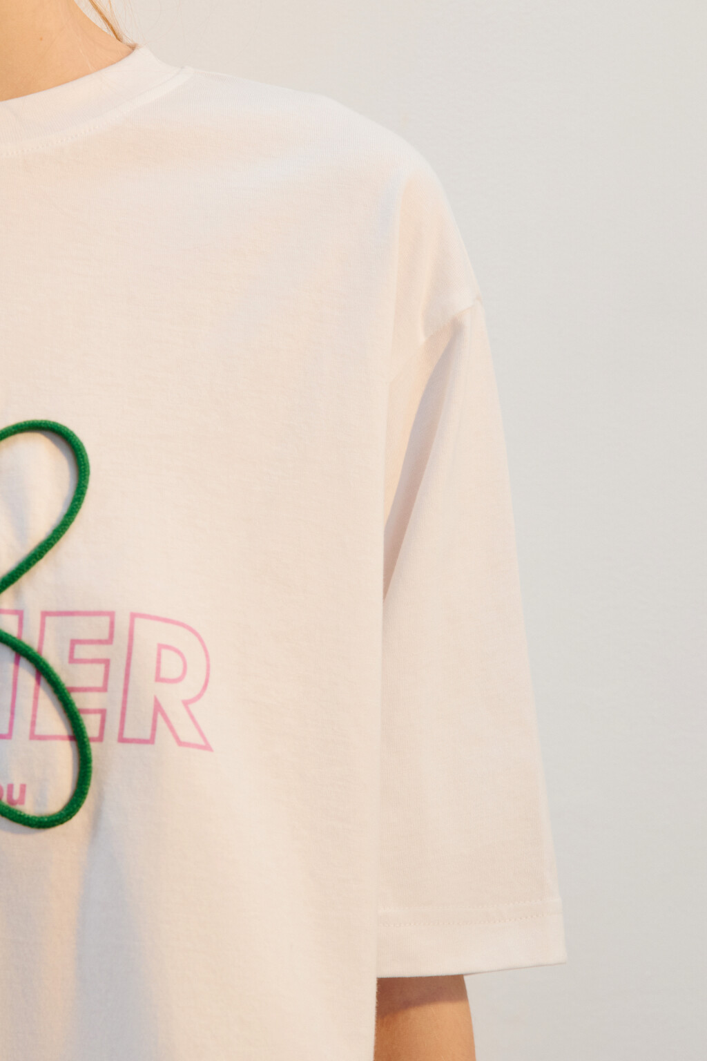 Футболка хлопковая с декором из шнурка - цвет белый - 6