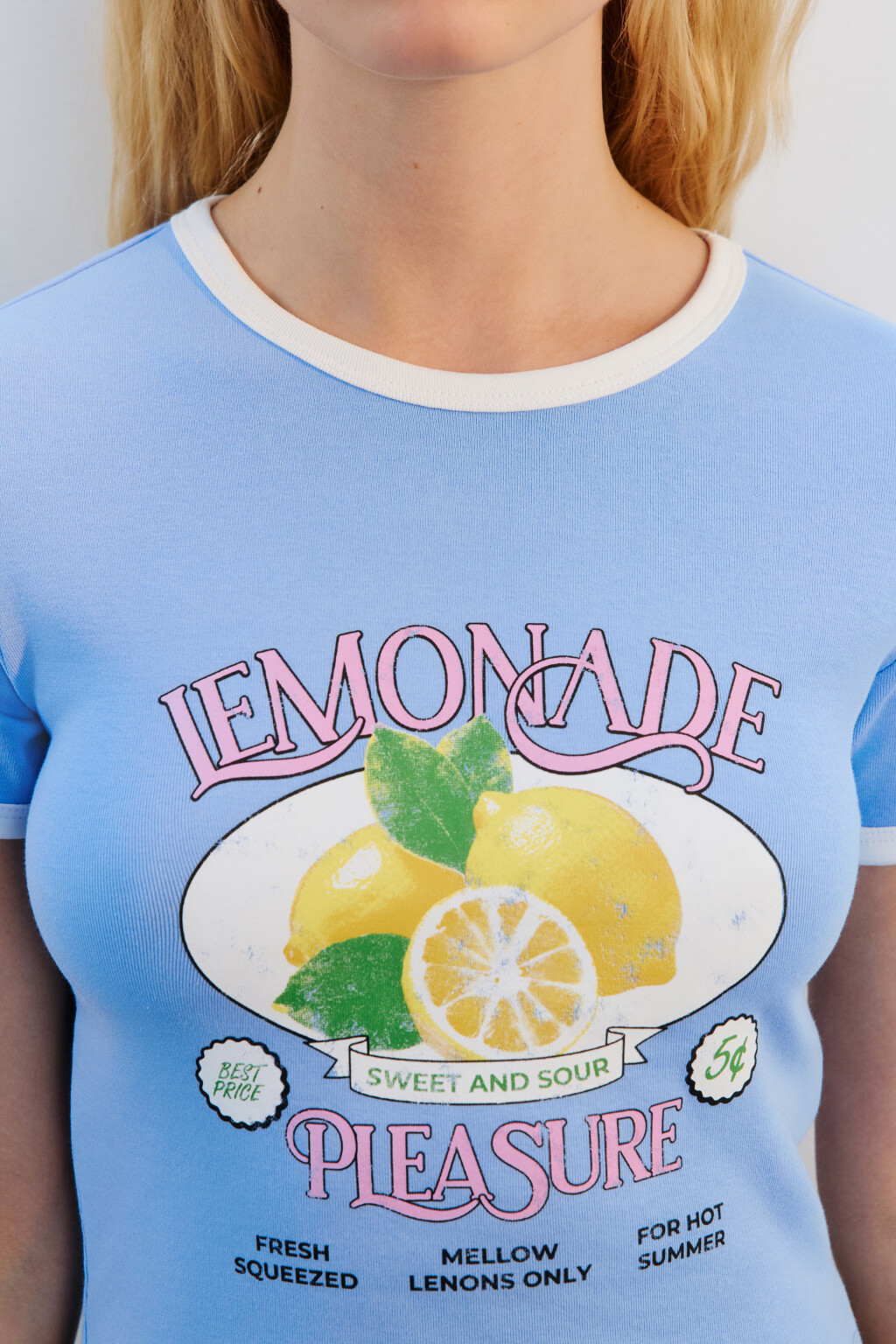 Футболка-топ хлопковая с принтом - цвет голубой - 5