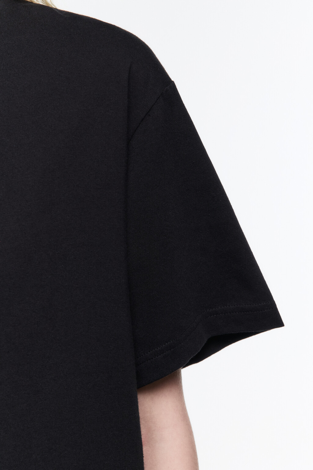 Футболка хлопковая с надписью из бисера - цвет черный - 6