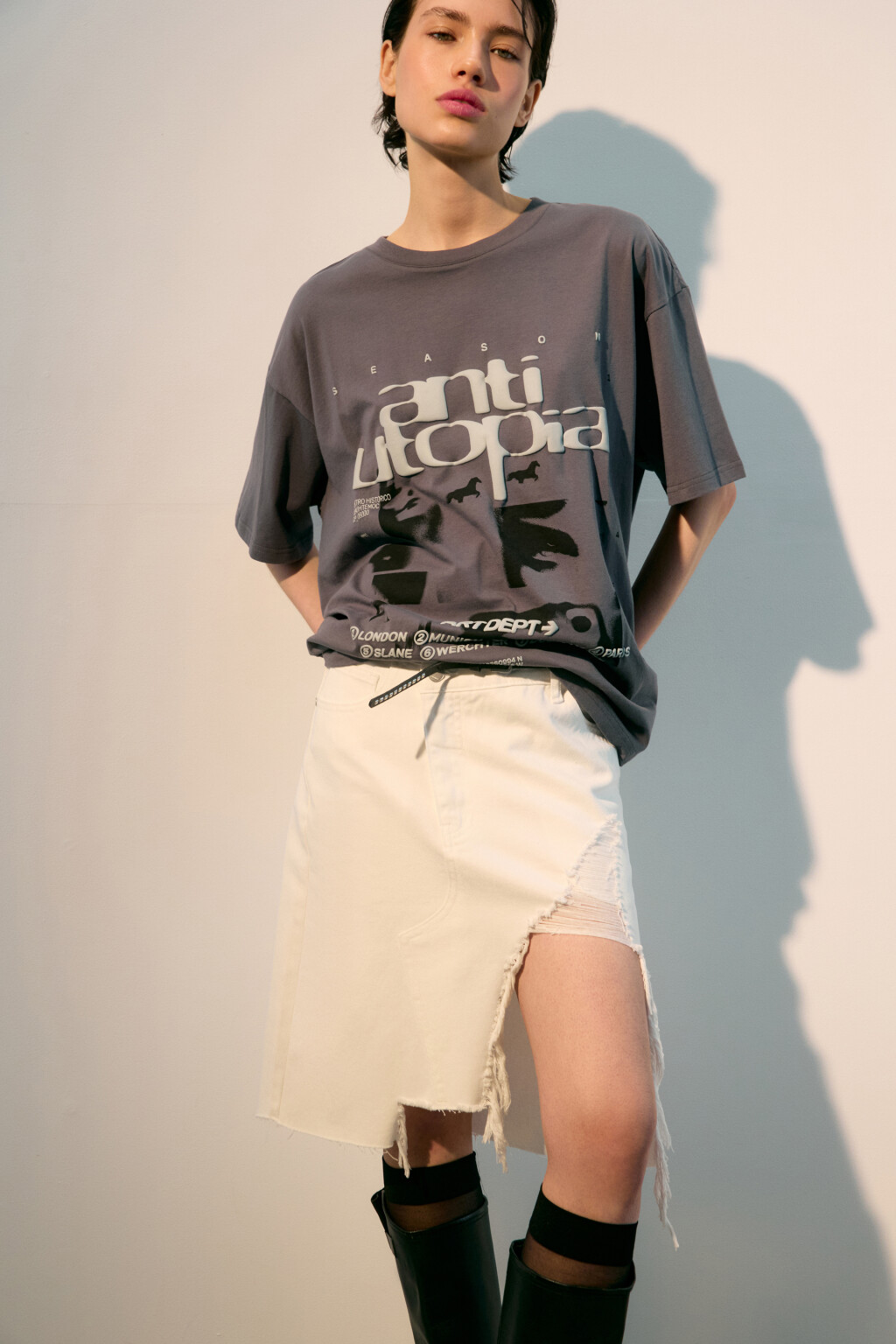 Футболка oversize с принтом в стиле гранж - цвет серый - 1
