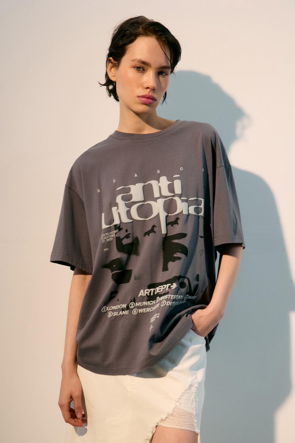 Футболка oversize с принтом в стиле гранж - цвет серый - 2