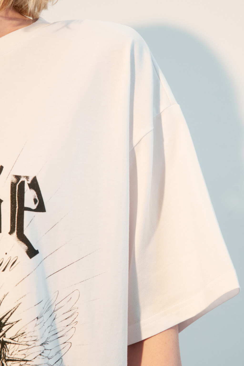 Футболка oversize с принтом в стиле гранж - цвет бежевый - 7