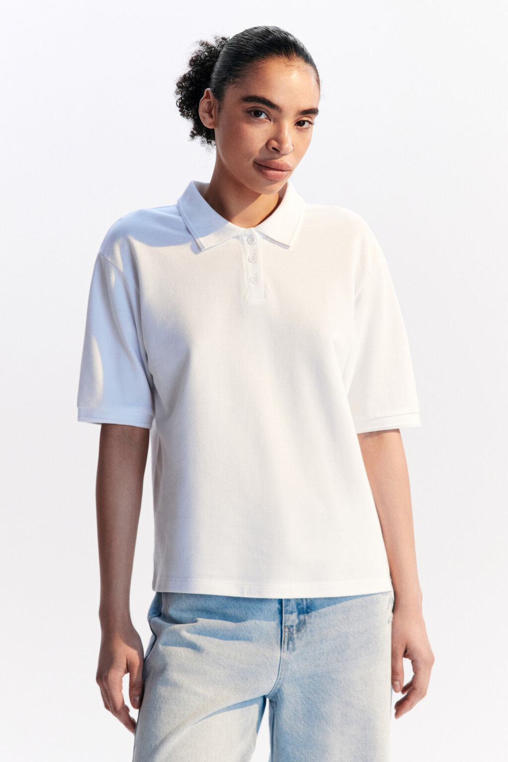 Футболка-поло хлопковая с застежкой на груди - цвет белый - 2