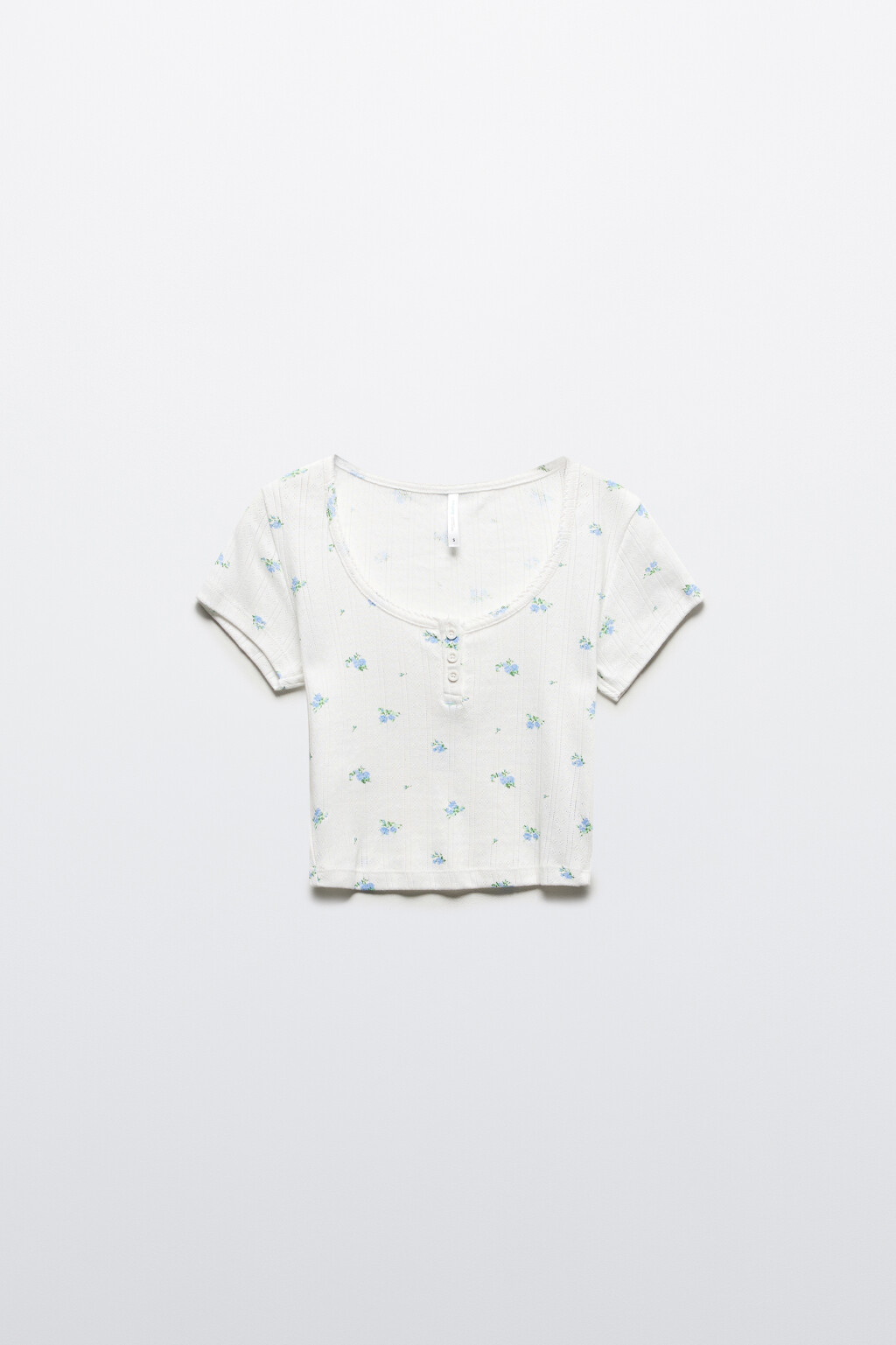 Футболка-топ с вырезом на пуговицах - цвет белый - 7