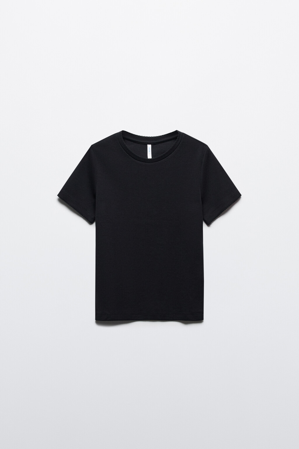 Футболка приталенная с кружевом - цвет черный - 7