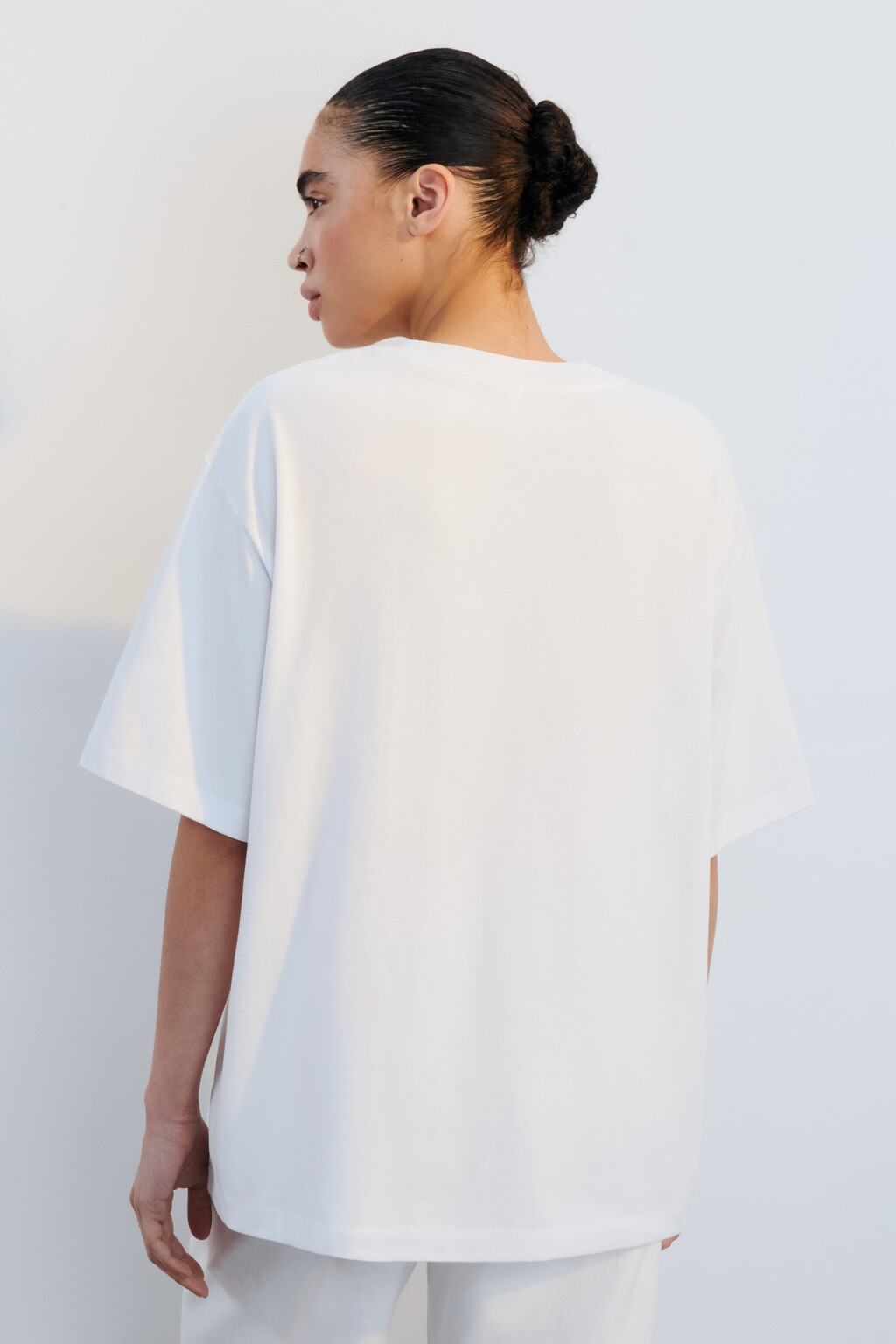 Футболка хлопковая с принтом - цвет белый - 3