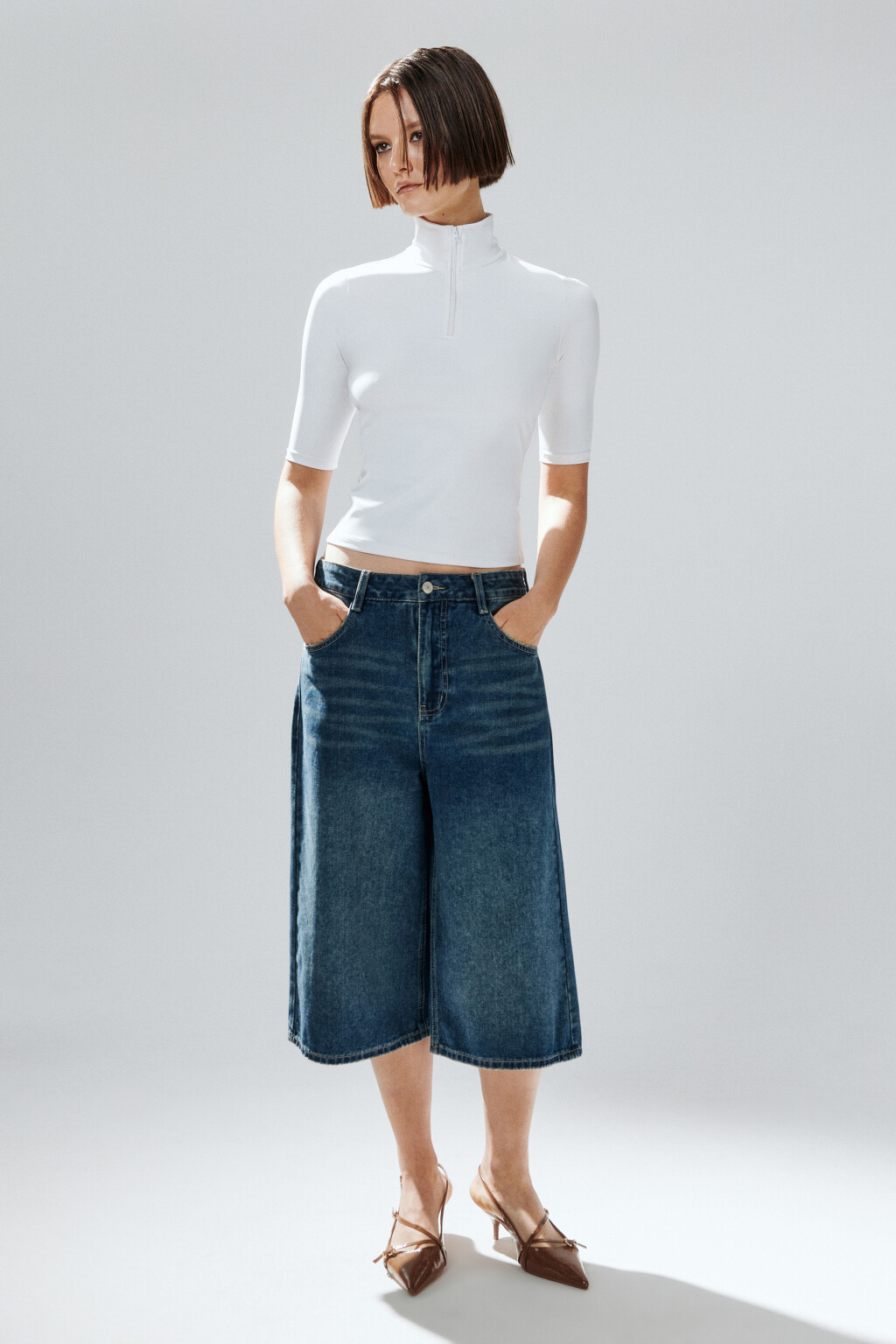 Футболка с воротником на молнии - цвет белый - 3