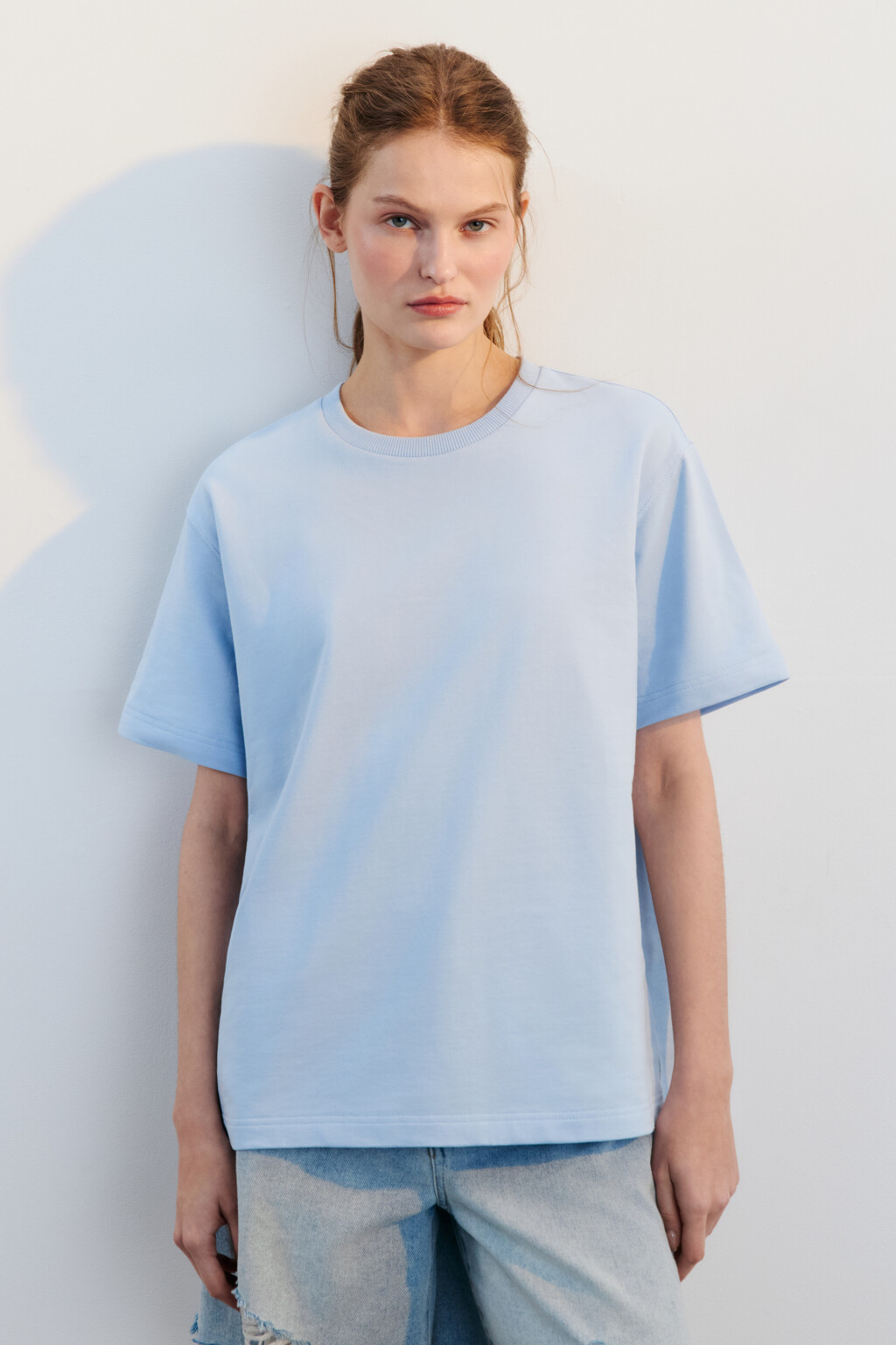 Футболка из плотного трикотажа - цвет голубой - 2