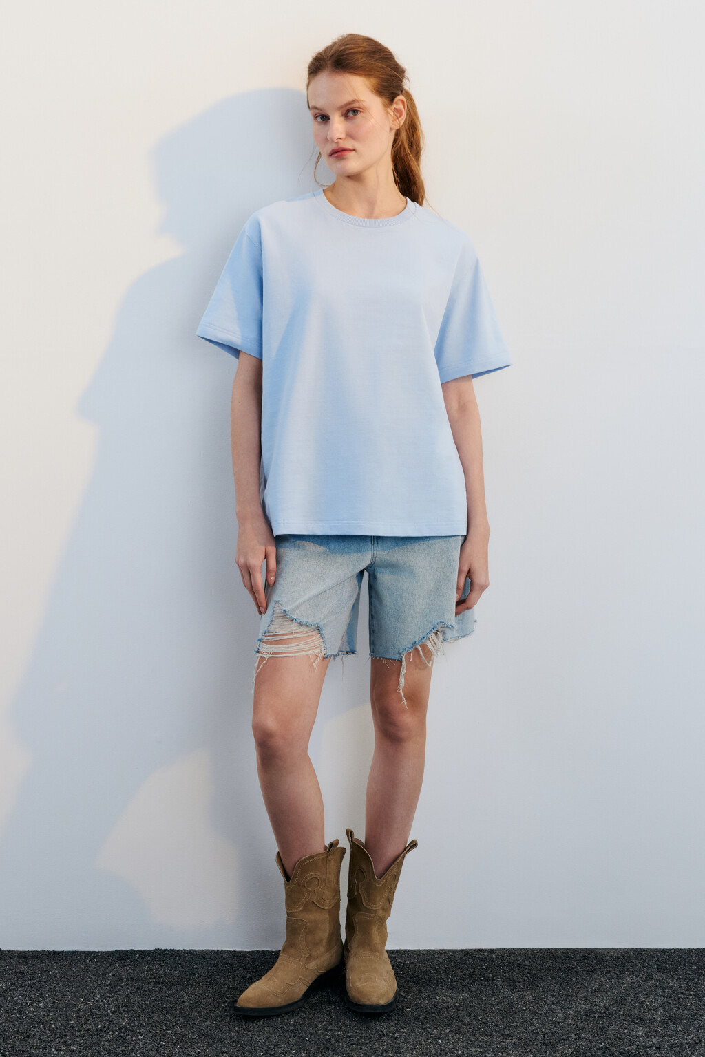 Футболка из плотного трикотажа - цвет голубой - 4