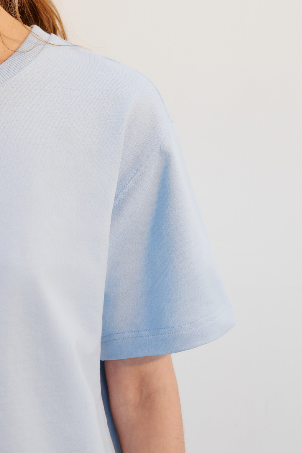 Футболка из плотного трикотажа - цвет голубой - 6