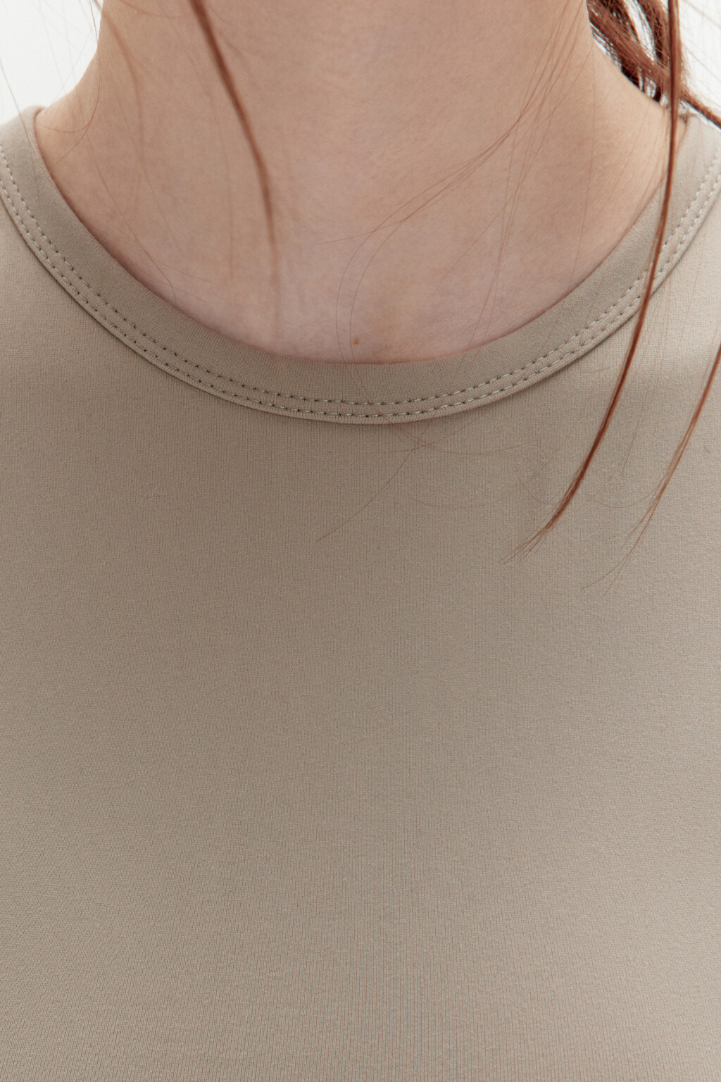 Майка гладкая облегающая на широких бретелях - цвет зеленый - 6