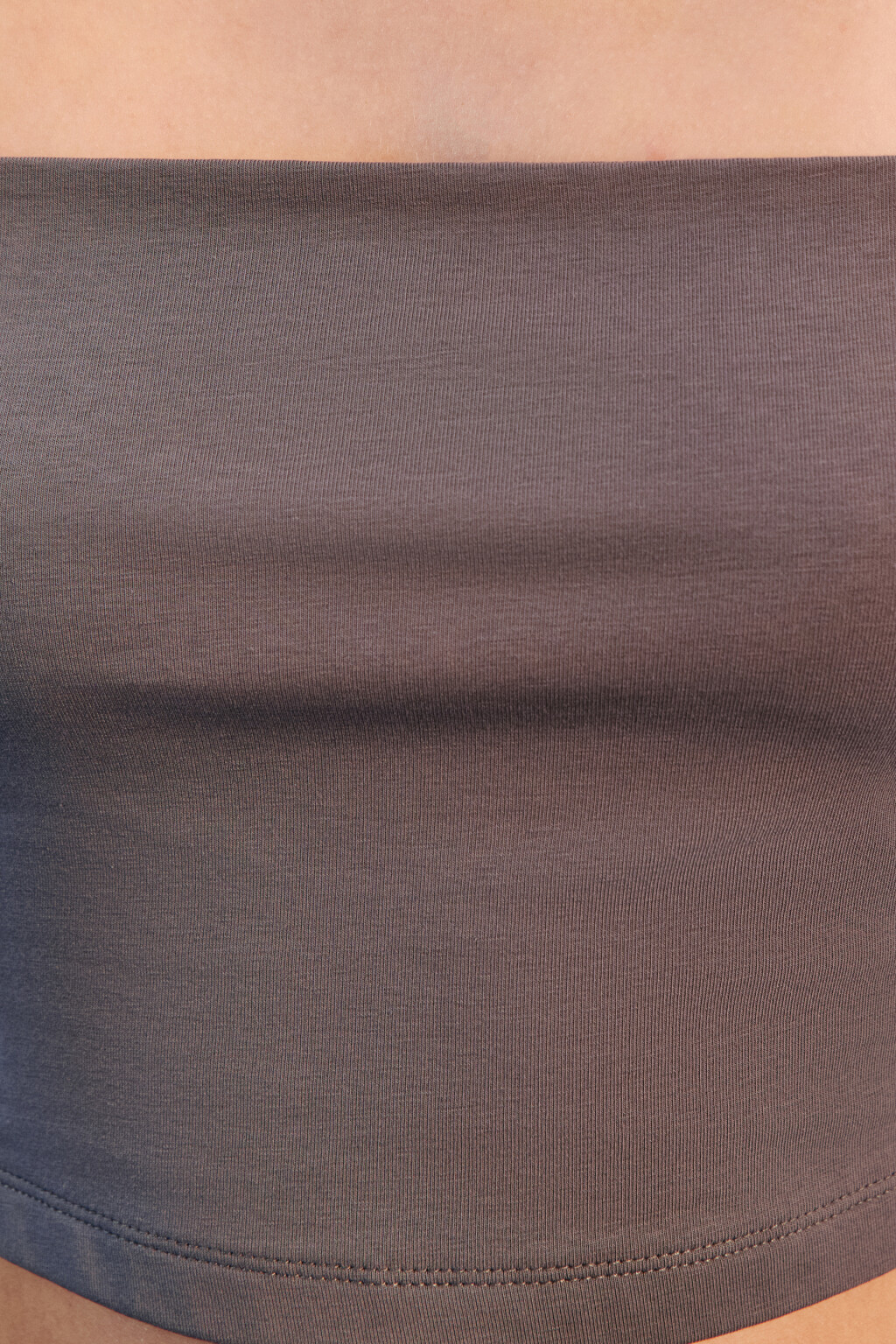 Топ-бандо на тонких бретельках - цвет серый - 5