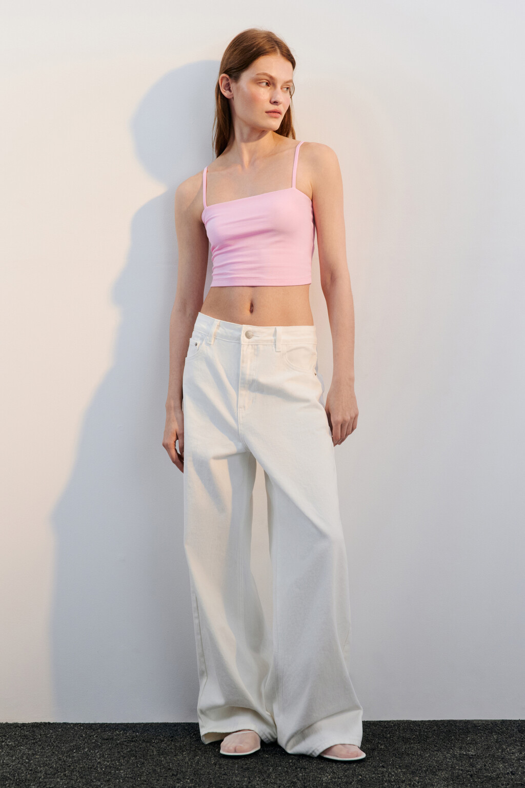 Топ-бандо на тонких бретельках - цвет розовый - 4