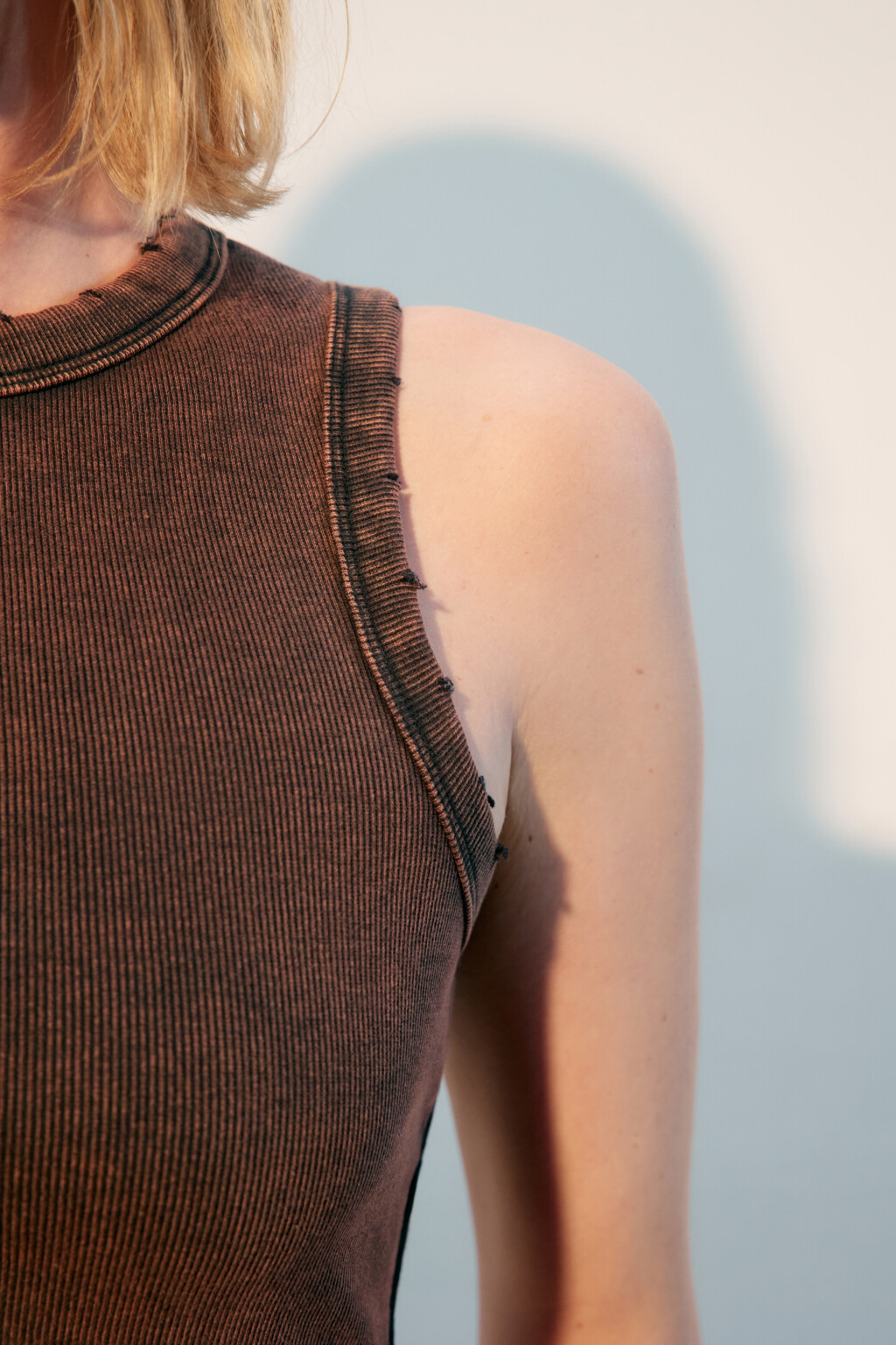 Топ-майка хлопковый в рубчик - цвет бежевый - 7