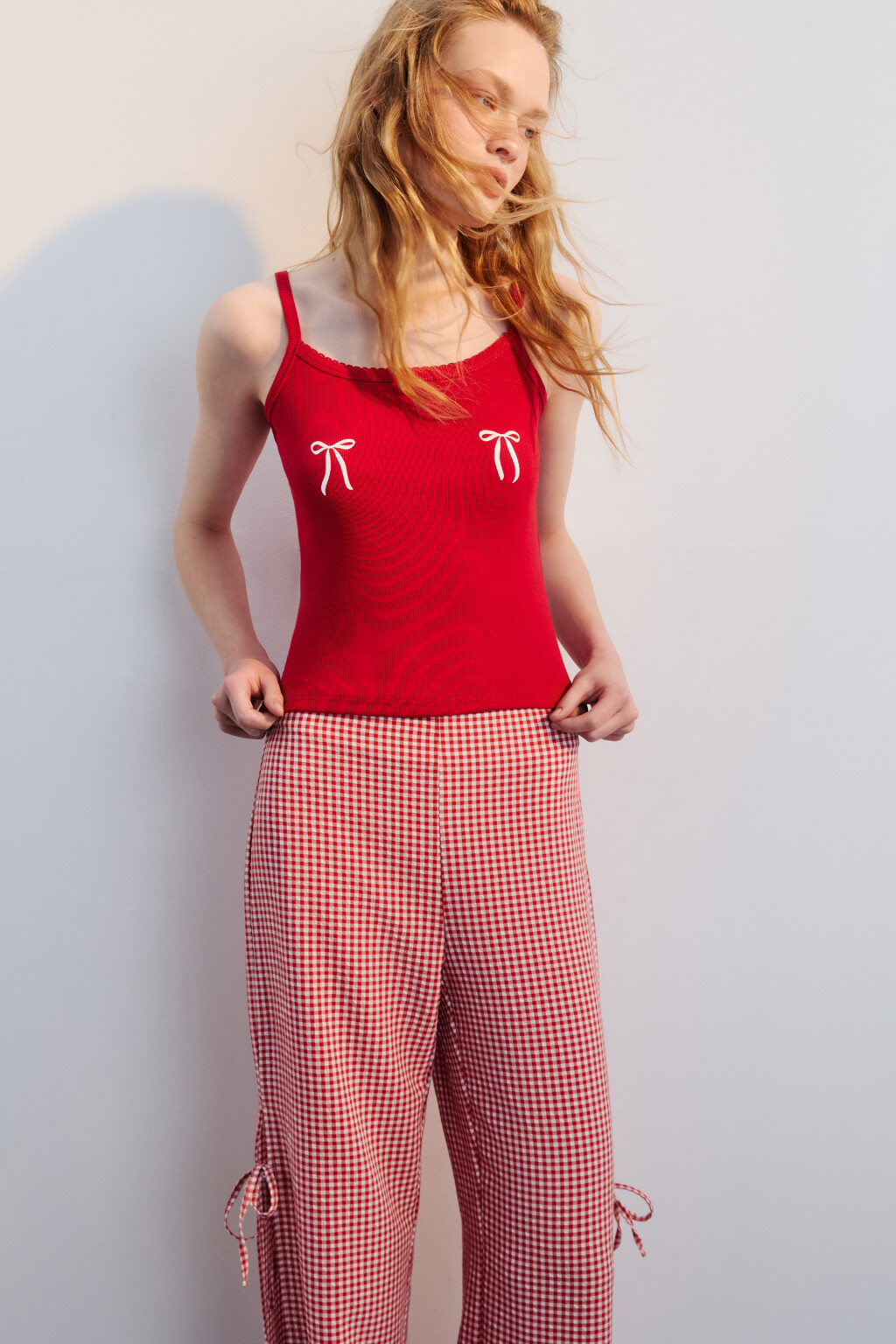 Майка на бретельках с принтом - цвет красный - 1