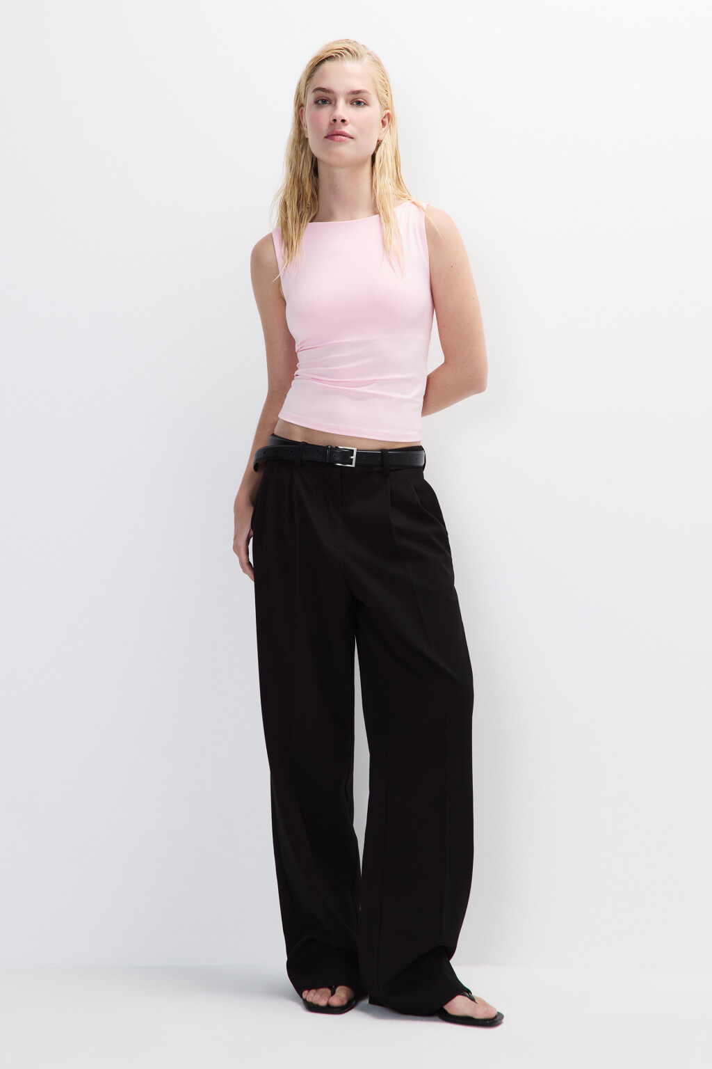 Майка гладкая с вырезом-лодочкой - цвет розовый - 4