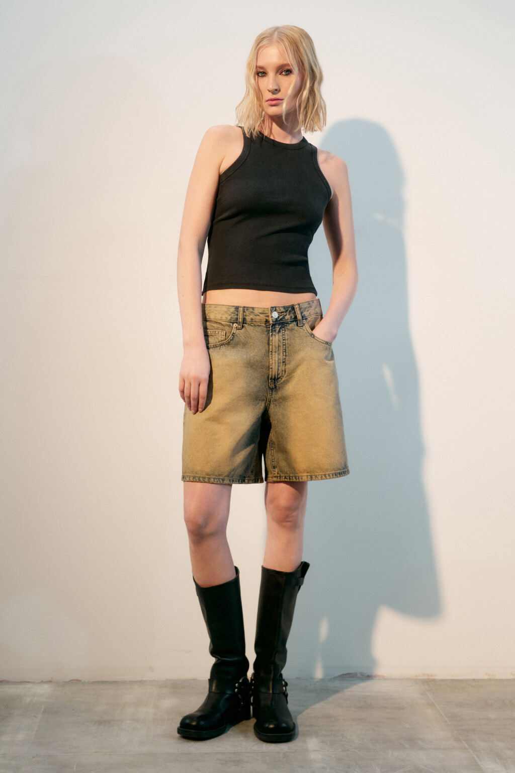 Майка в рубчик с вареным эффектом - цвет серый - 4