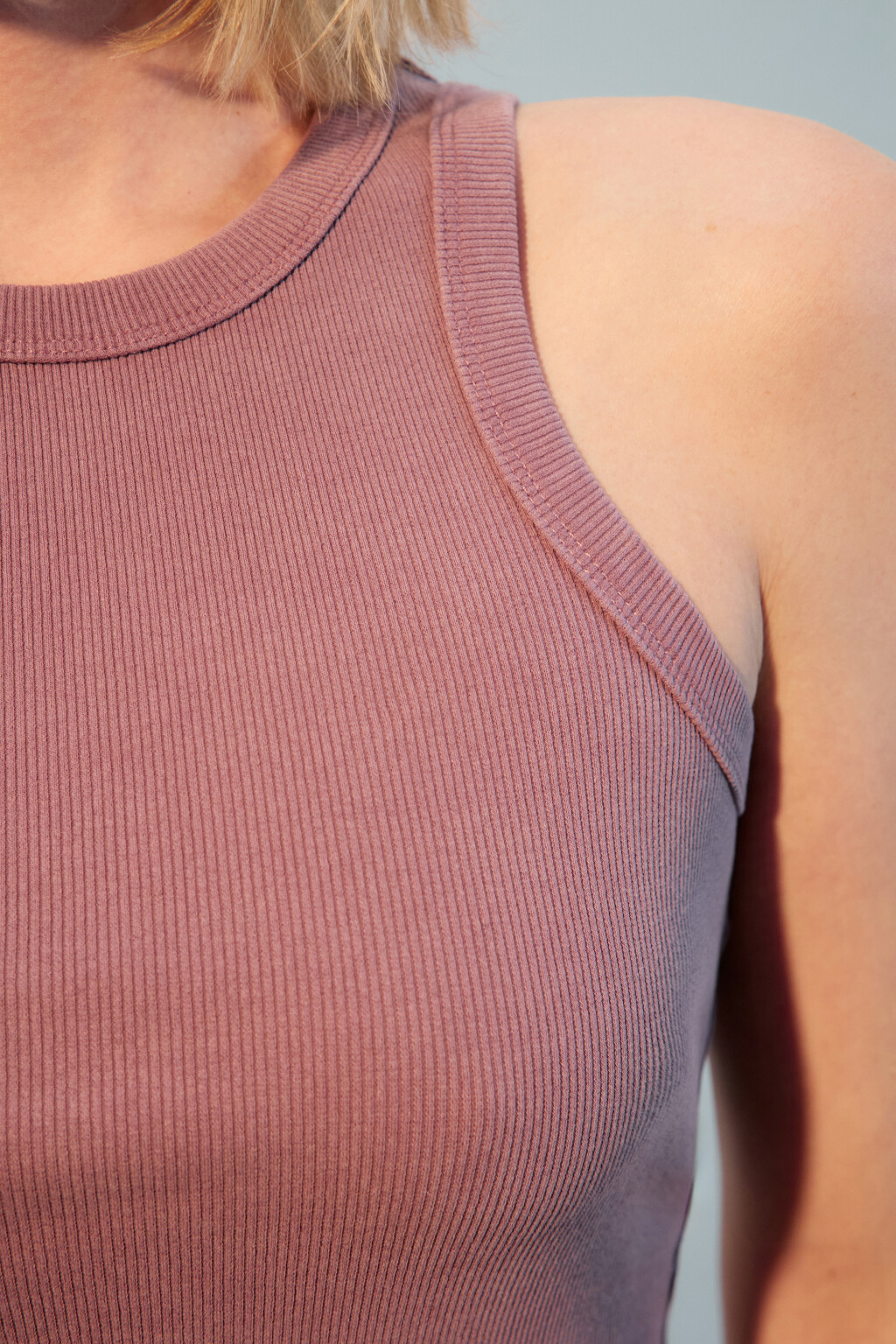 Майка в рубчик с вареным эффектом - цвет розовый - 6