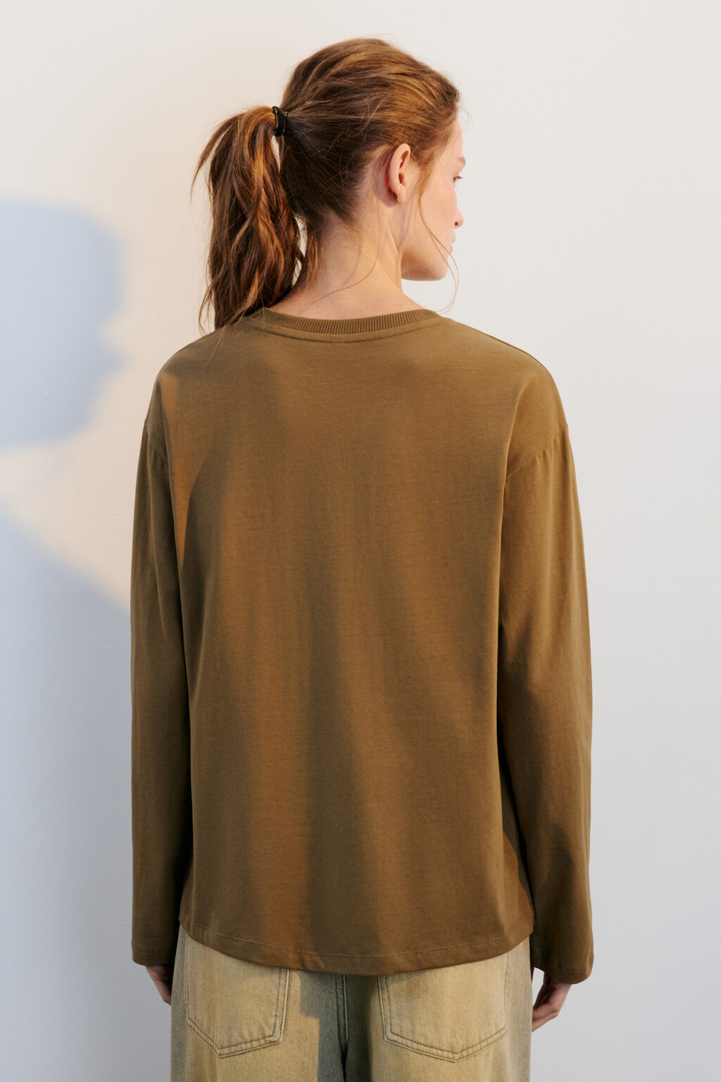 Лонгслив хлопковый с принтом - цвет зеленый - 3