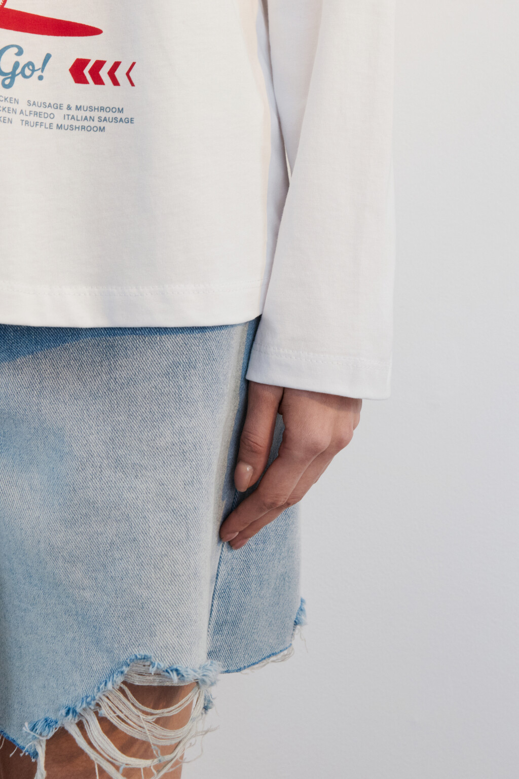 Лонгслив хлопковый с принтом - цвет белый - 7