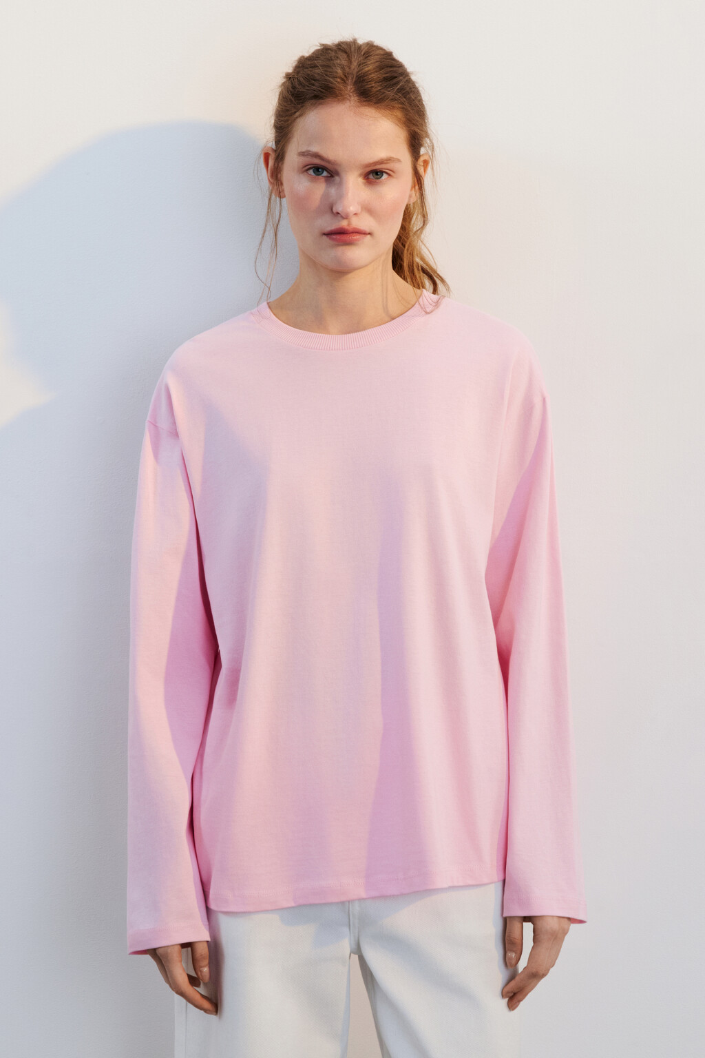 Лонгслив хлопковый с принтом - цвет розовый - 2