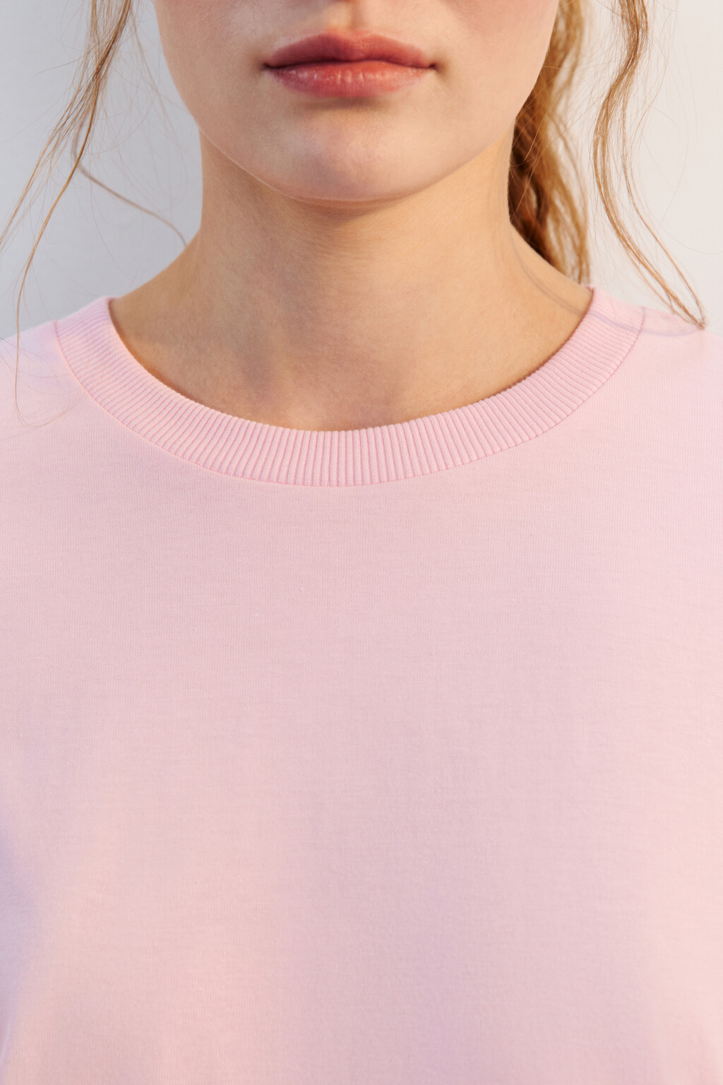 Лонгслив хлопковый с принтом - цвет розовый - 5