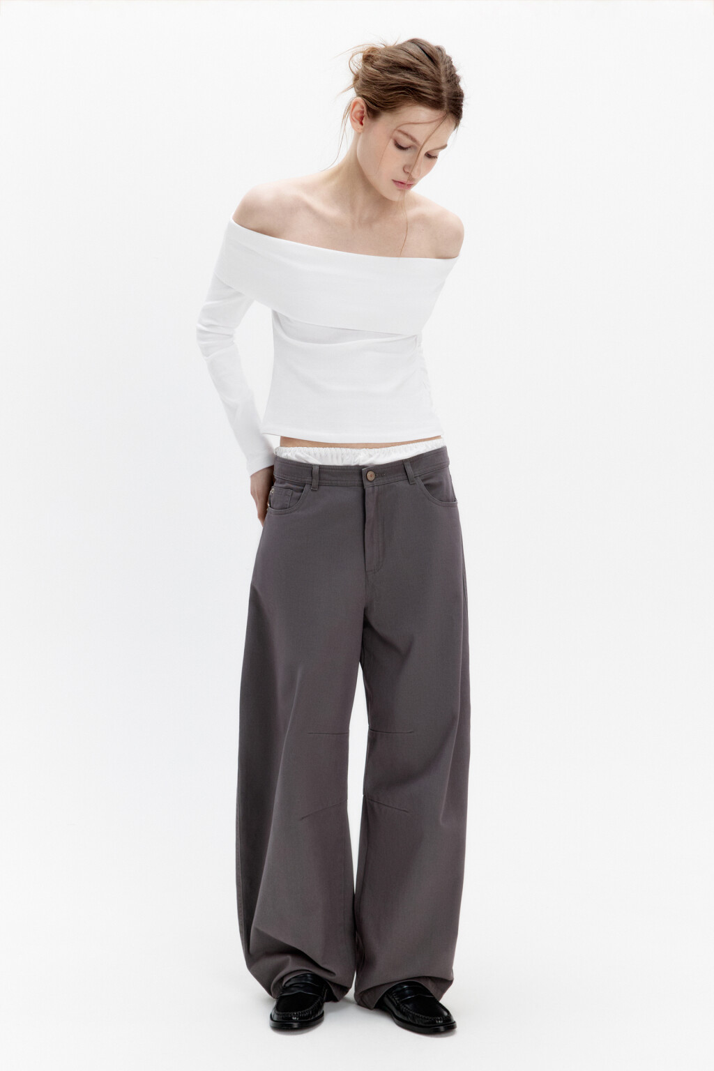 Лонгслив приталенный с открытыми плечами - цвет белый - 5