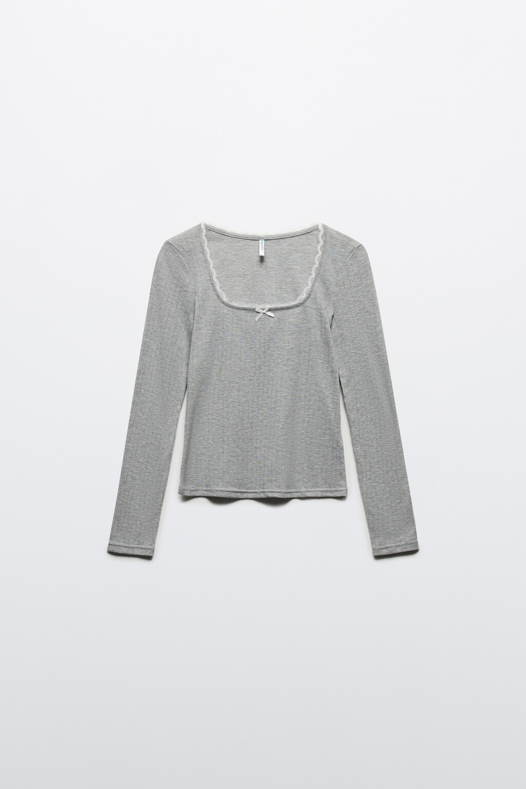 Лонгслив в рубчик с кружевом и бантиком - цвет серый - 7