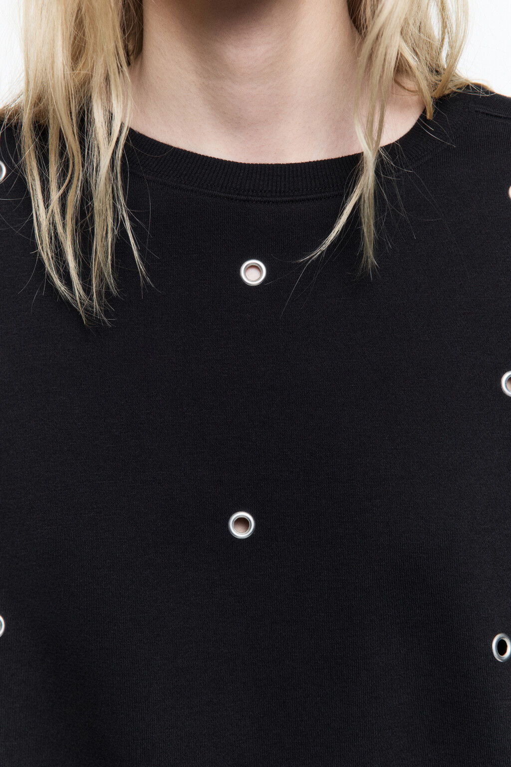 Свитшот из футера с металлическими люверсами - цвет черный - 6